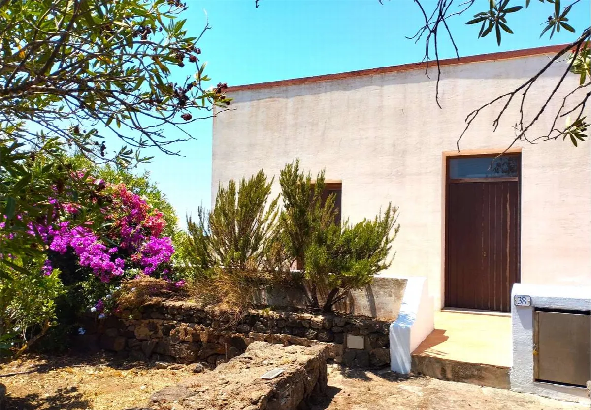 Casa indipendente in vendita a Pantelleria - foto 4