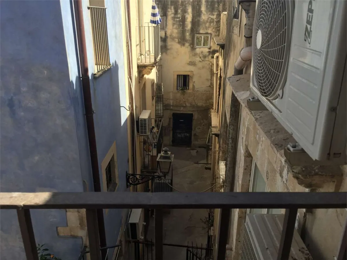 Casa indipendente in vendita a Siracusa - Ortigia - foto 2