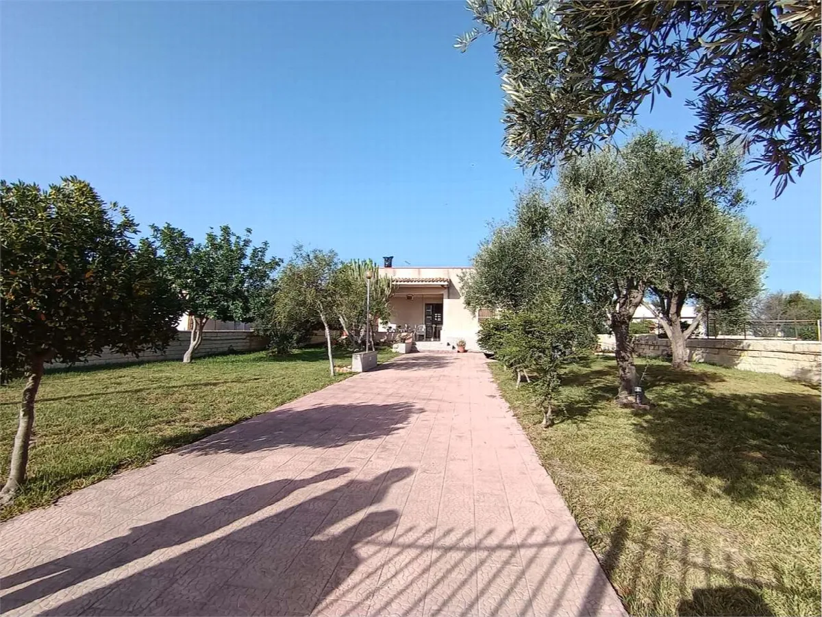 Villa in vendita a Siracusa - Plemmirio - foto 1