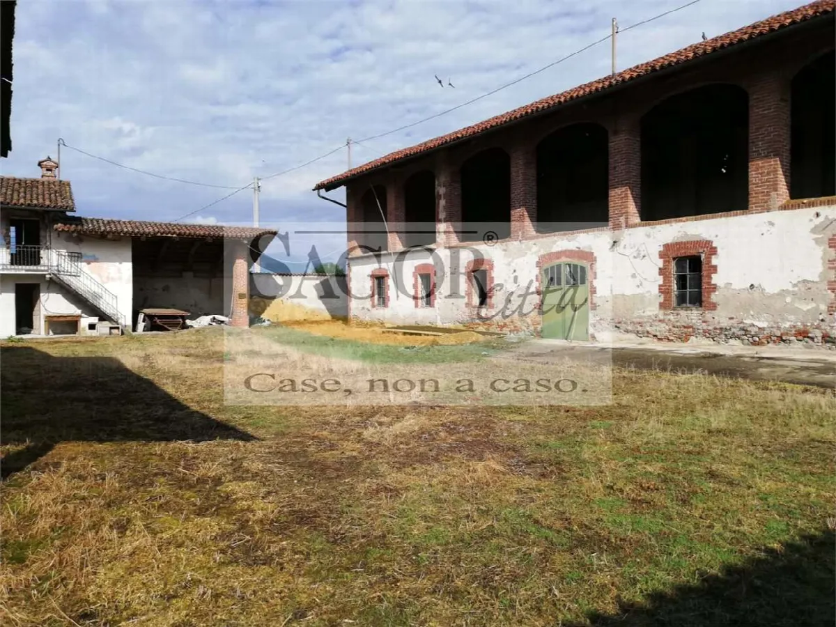 Rustico in vendita a Pinerolo - RIVA DI PINEROLO - foto 2