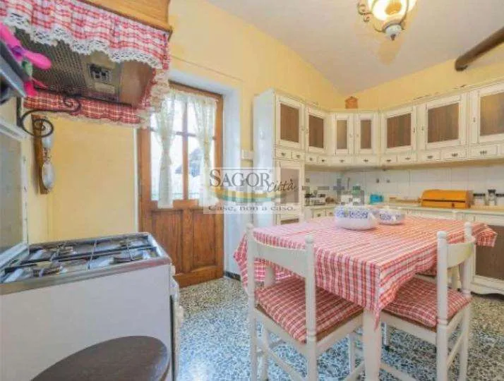 Rustico in vendita a Rorà - foto 1