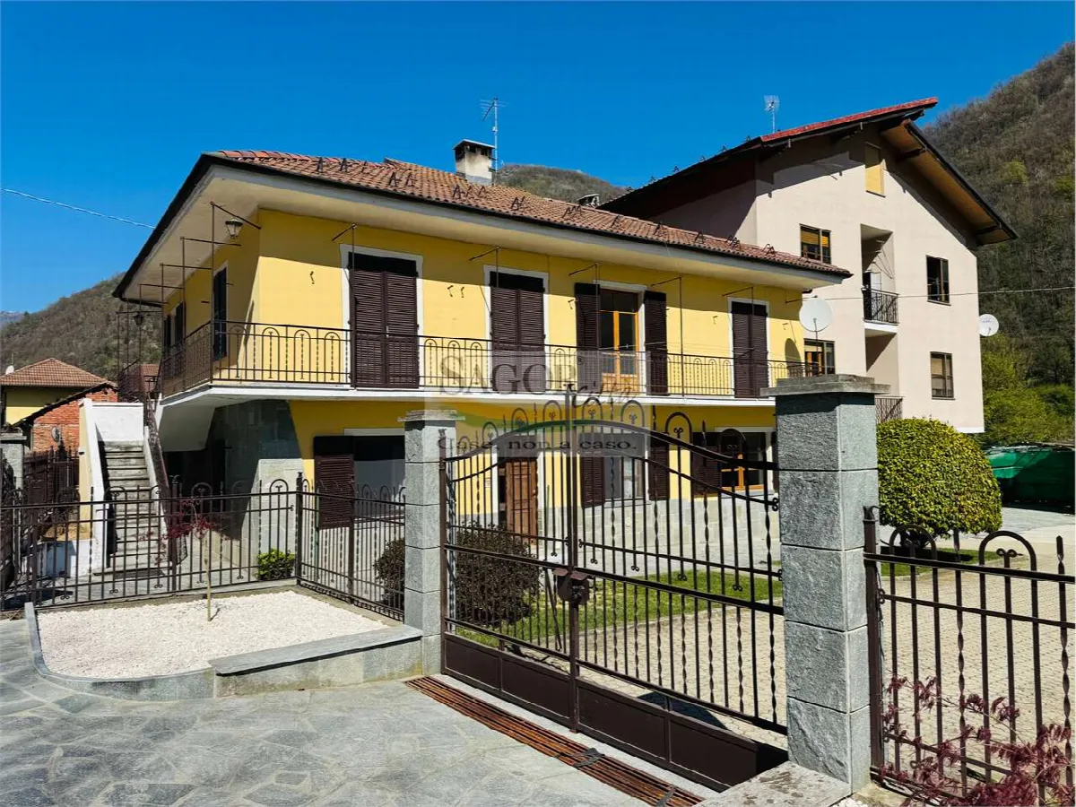 Stabile in vendita a San Germano Chisone - foto 1
