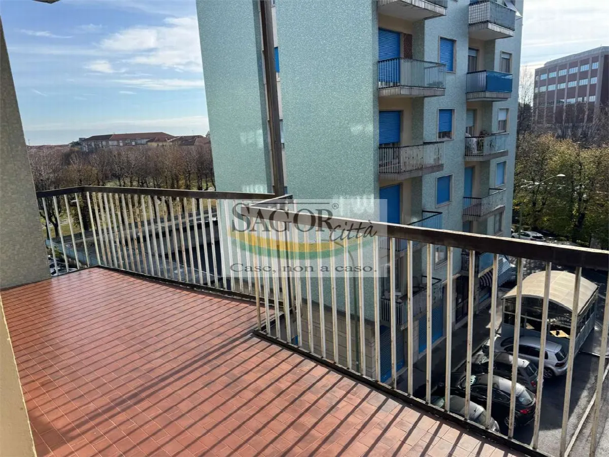 Appartamento in vendita a Pinerolo - OSPEDALE - foto 2