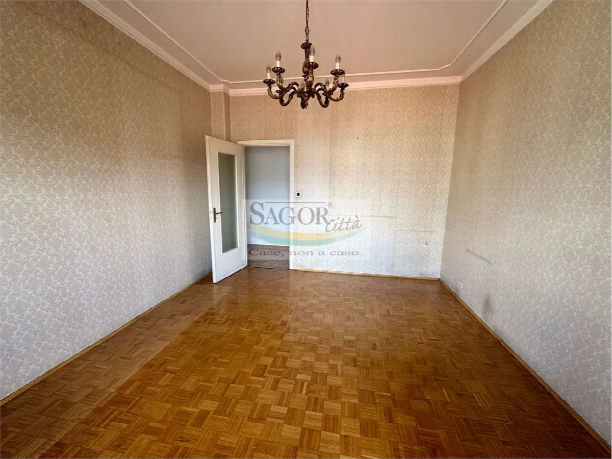 Appartamento in vendita a Pinerolo - CENTRO - foto 2
