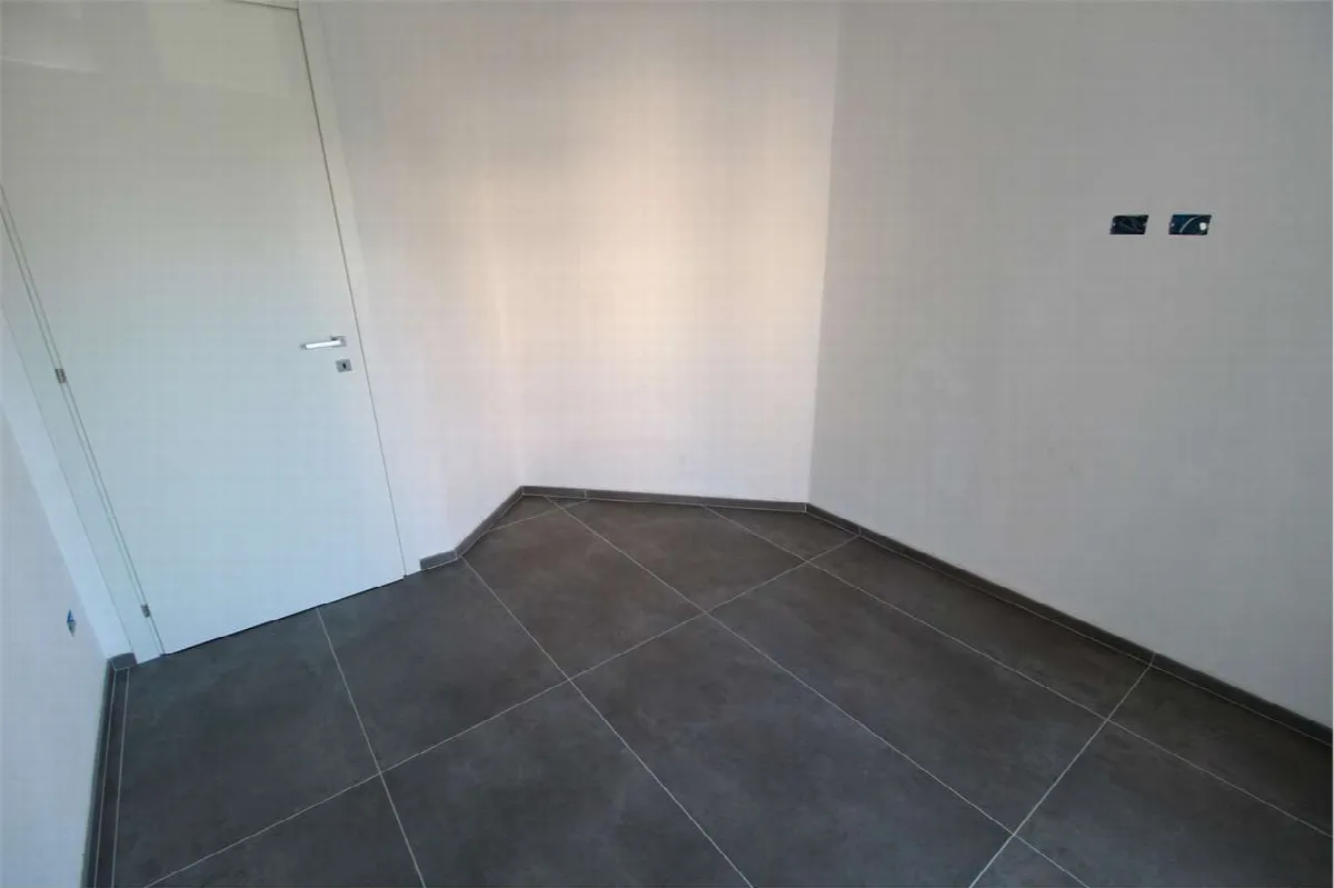 Appartamento in vendita a Novara - Zona Est - foto 5