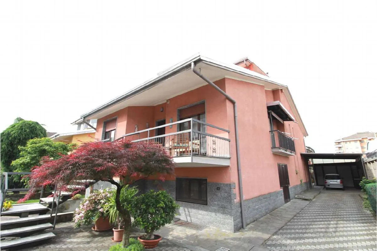 Villa in vendita a Novara - S. Agabio - foto 1