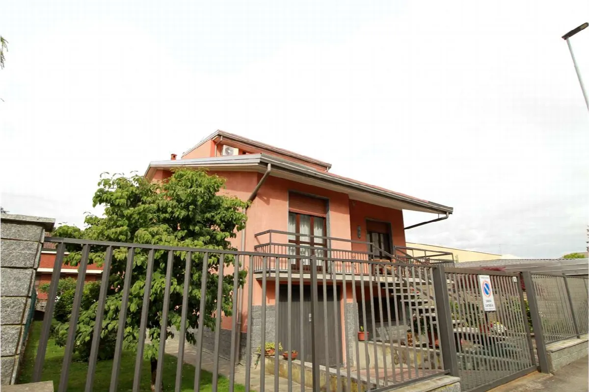 Villa in vendita a Novara - S. Agabio - foto 2