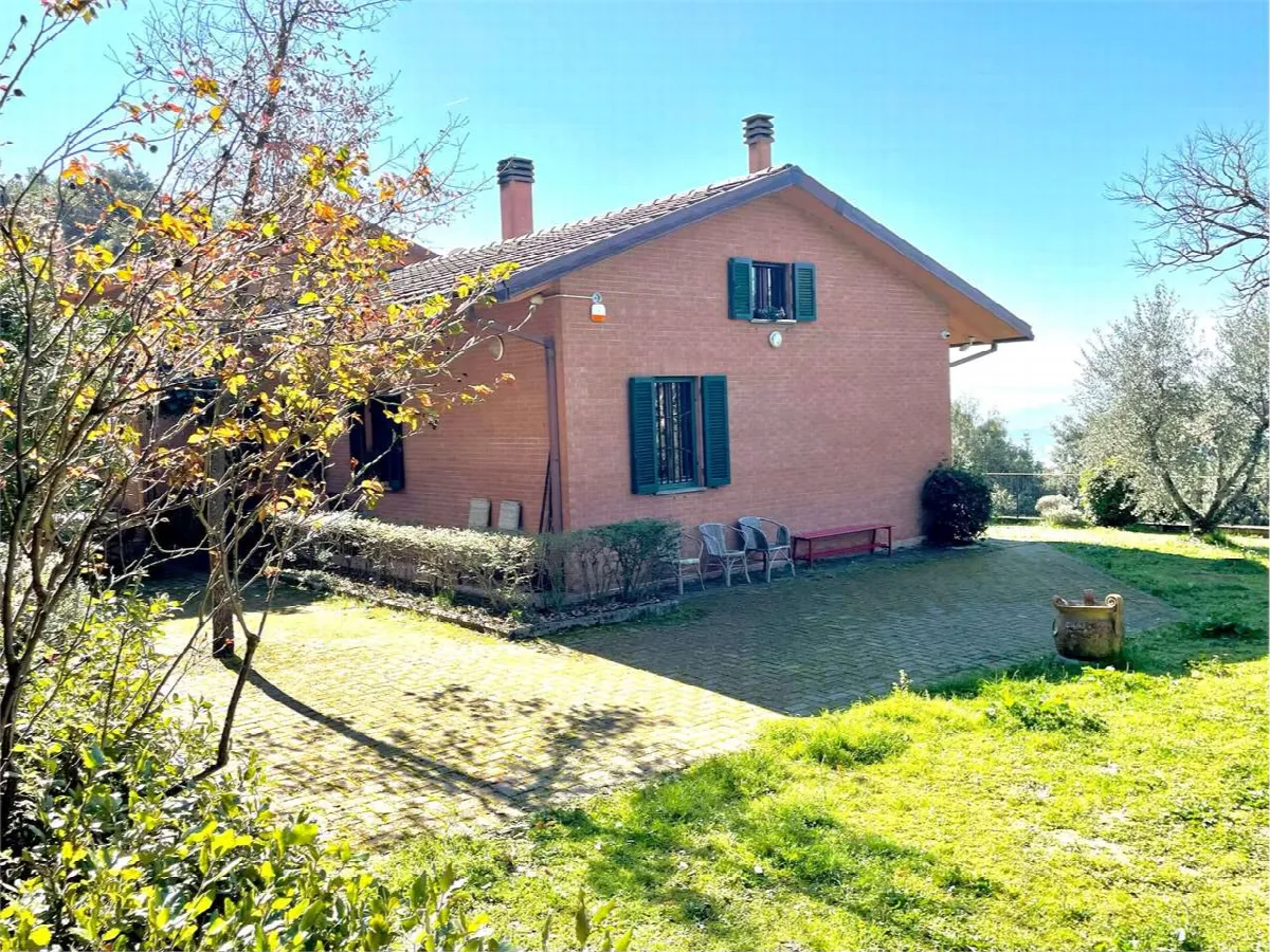 Villa in vendita a Perugia - Trinità - foto 1