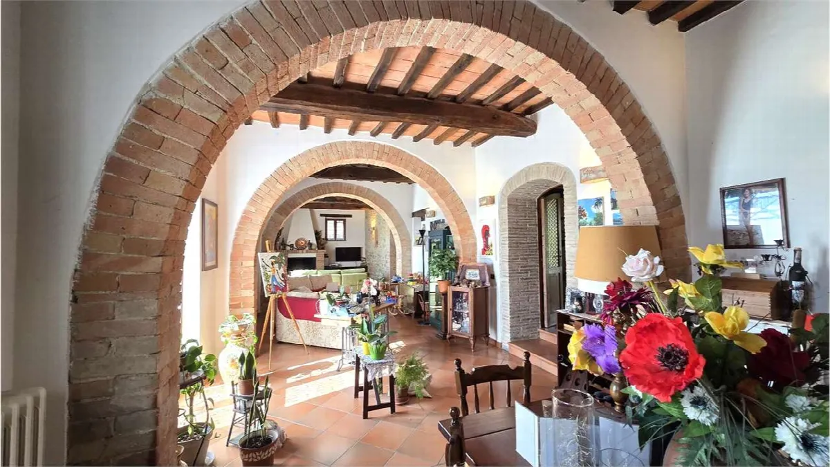 Rustico in vendita a Corciano - Mantignana - foto 2