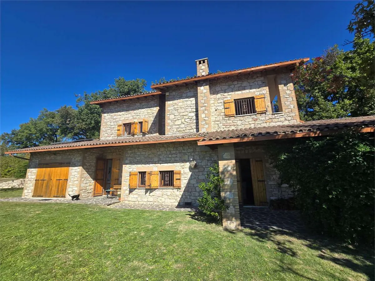 Villa in vendita a Perugia - Montelaguardia - foto 1