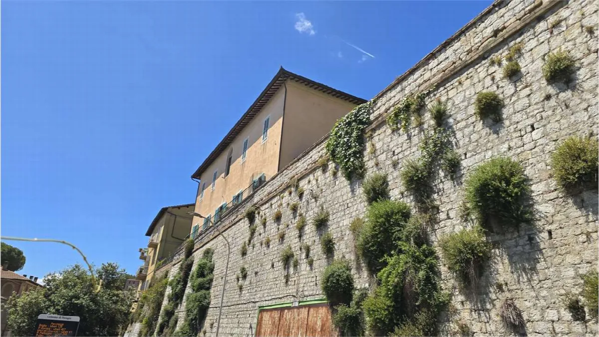 Stabile in vendita a Perugia - Centro storico di pregio - foto 3