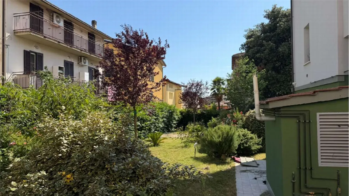 Stabile in vendita a Perugia - Madonna Alta - foto 2