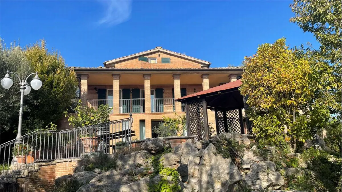 Villa in vendita a Corciano - foto 1