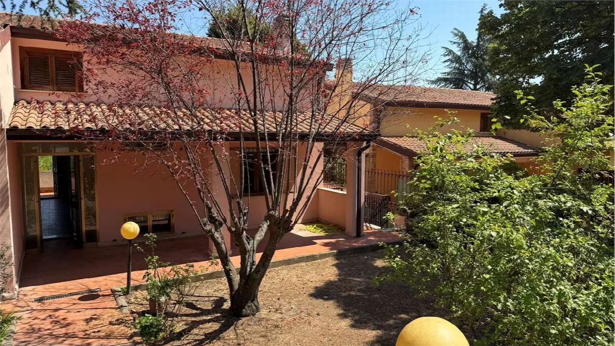 Villa in vendita a Perugia - Lacugnano - foto 4
