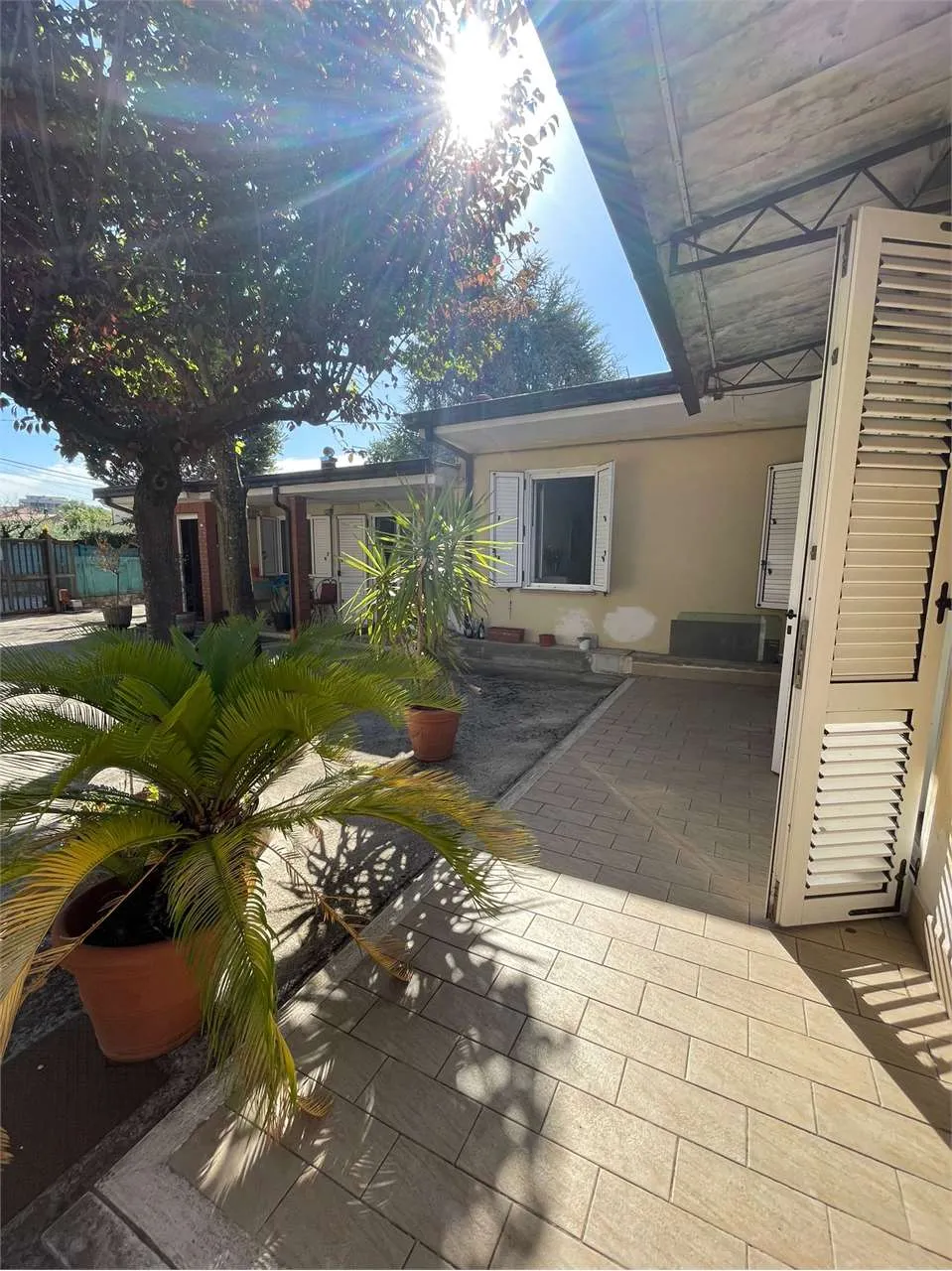 Casa indipendente in vendita a Frosinone - foto 2