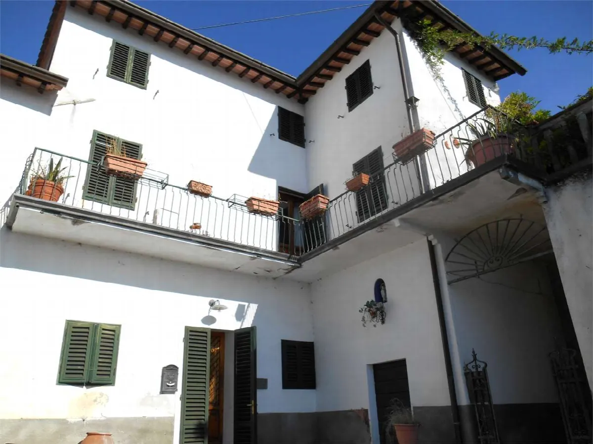 Casa indipendente in vendita a Capannori - Matraia - foto 1