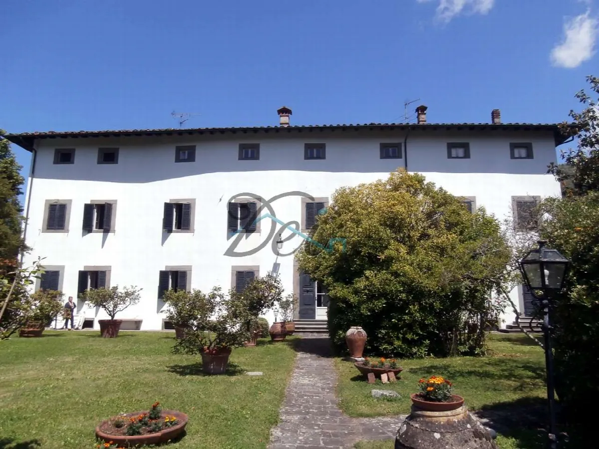 Villa in vendita a Bagni di Lucca - foto 1