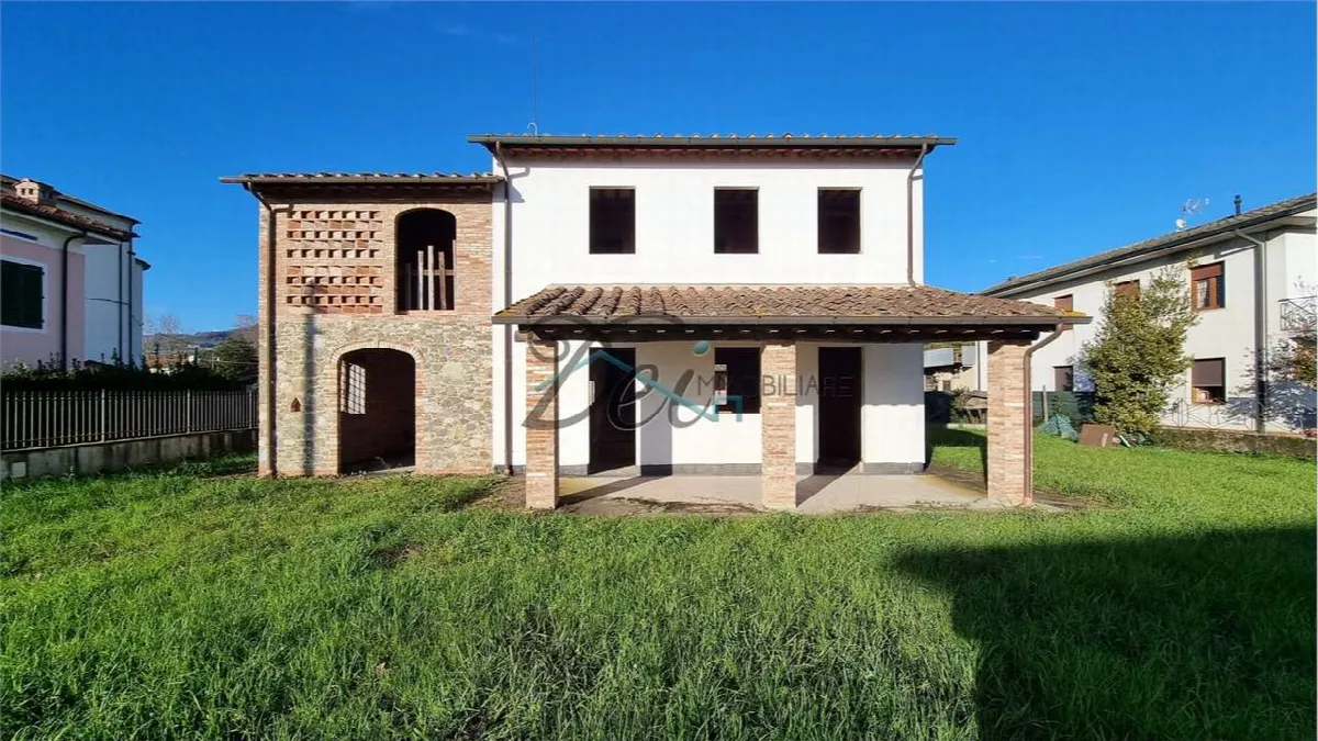 Villa in vendita a Capannori - foto 1