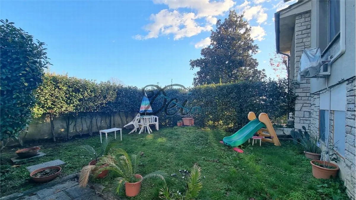 Villa in vendita a Capannori - Segromigno in monte - foto 4