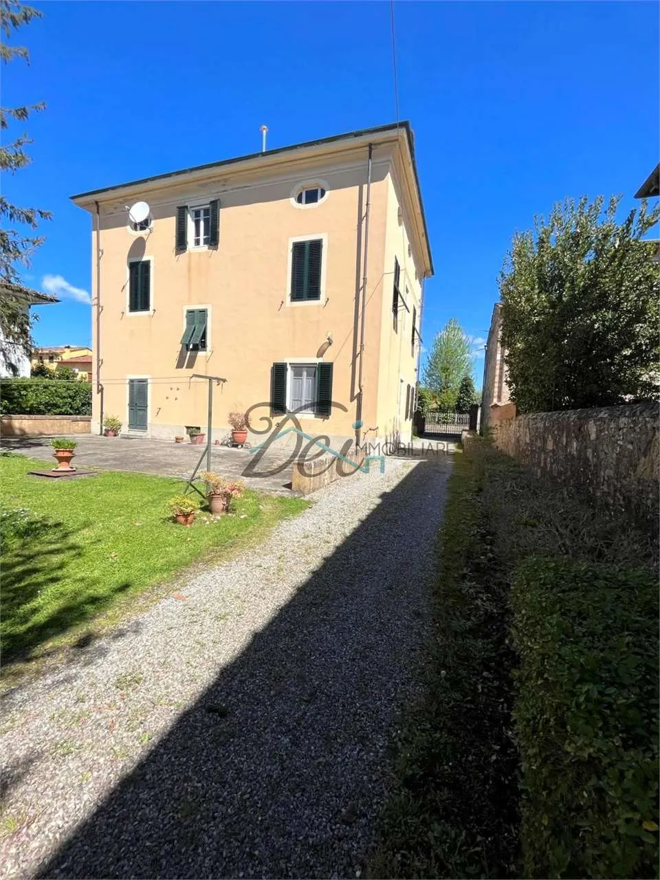Villa in vendita a Capannori - Carraia - foto 1