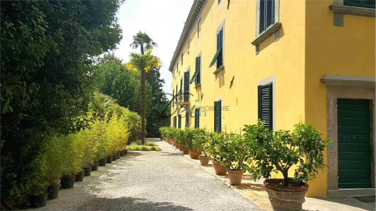 Villa in vendita a Lucca - foto 2