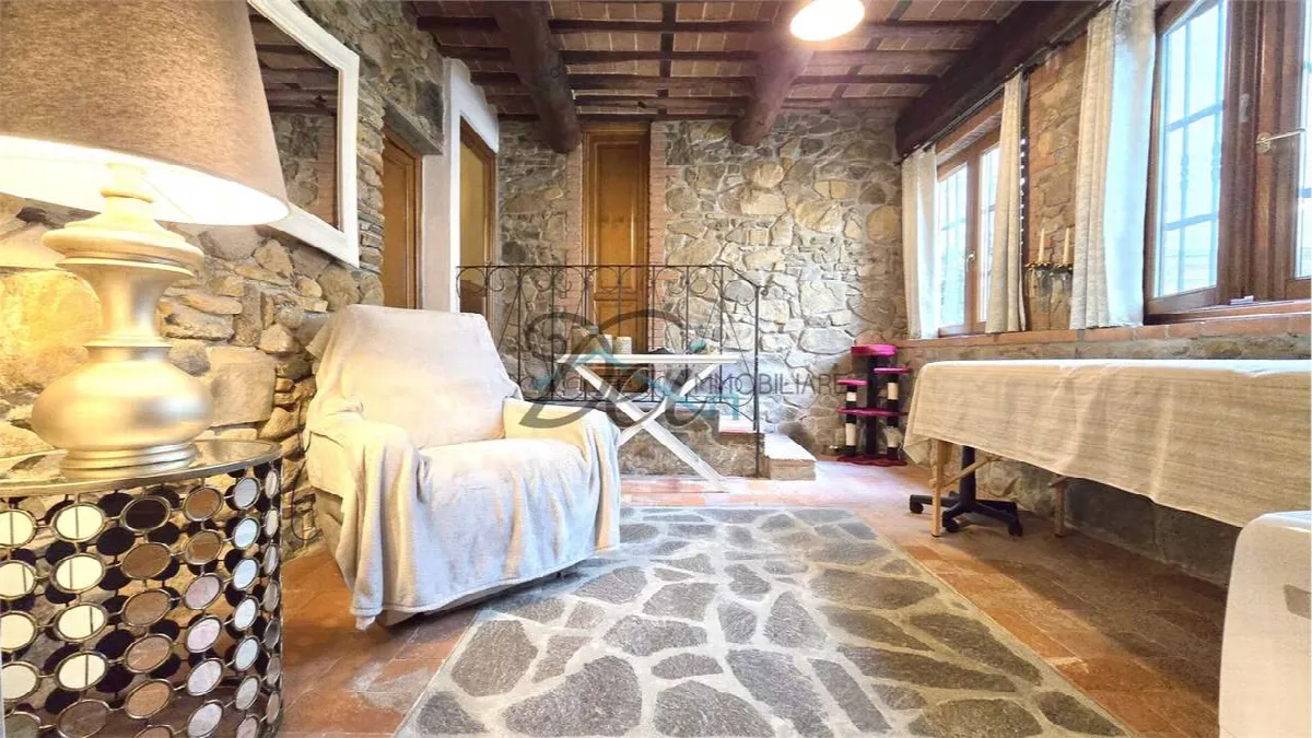 Rustico in vendita a Capannori - San Ginese - foto 1