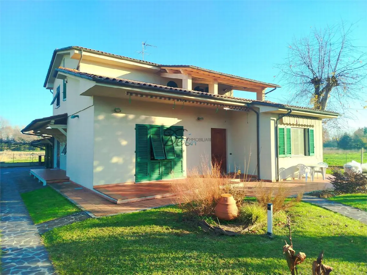 Villa in vendita a Capannori - Lunata - foto 1