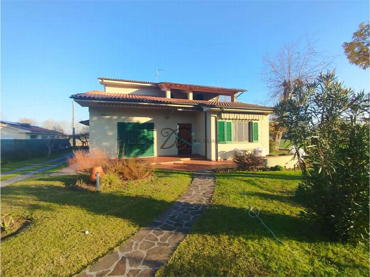 Villa in vendita a Capannori - Lunata - foto 2