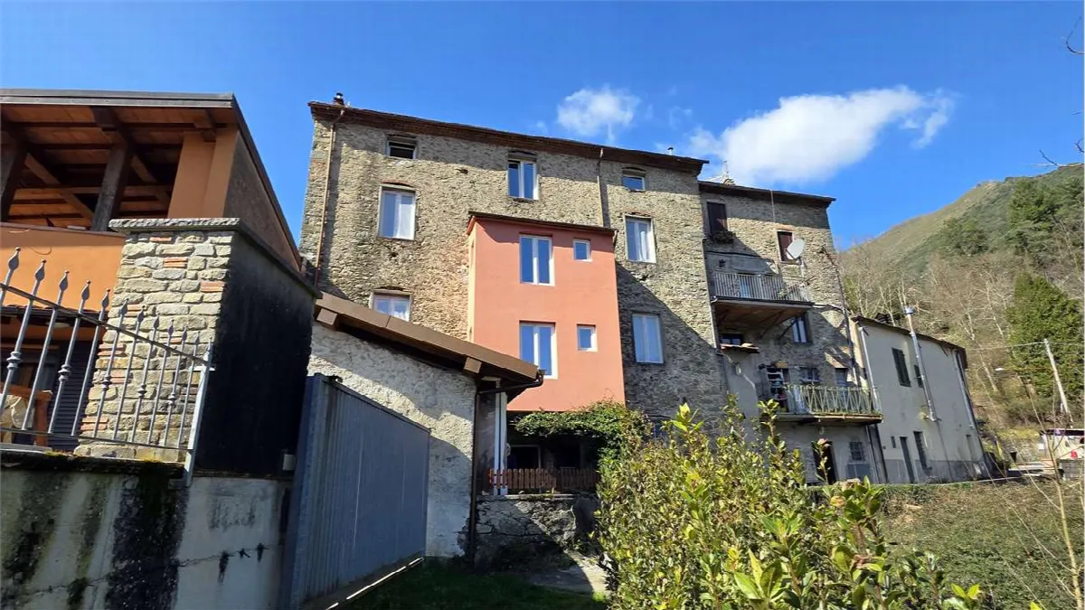 Casa indipendente in vendita a Bagni di Lucca - foto 2