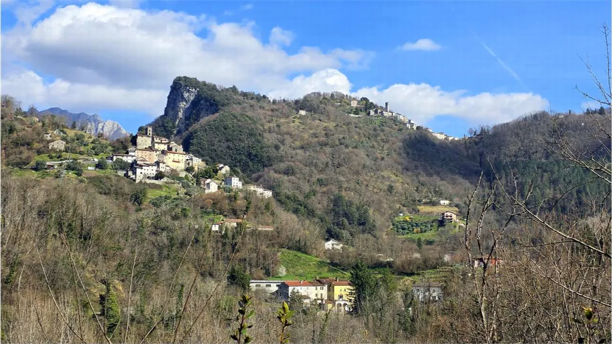 Casa indipendente in vendita a Bagni di Lucca - foto 5