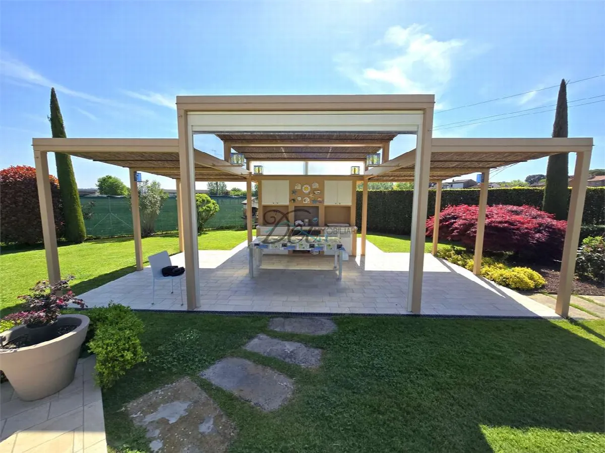 Villa in vendita a Capannori - Lammari - foto 10