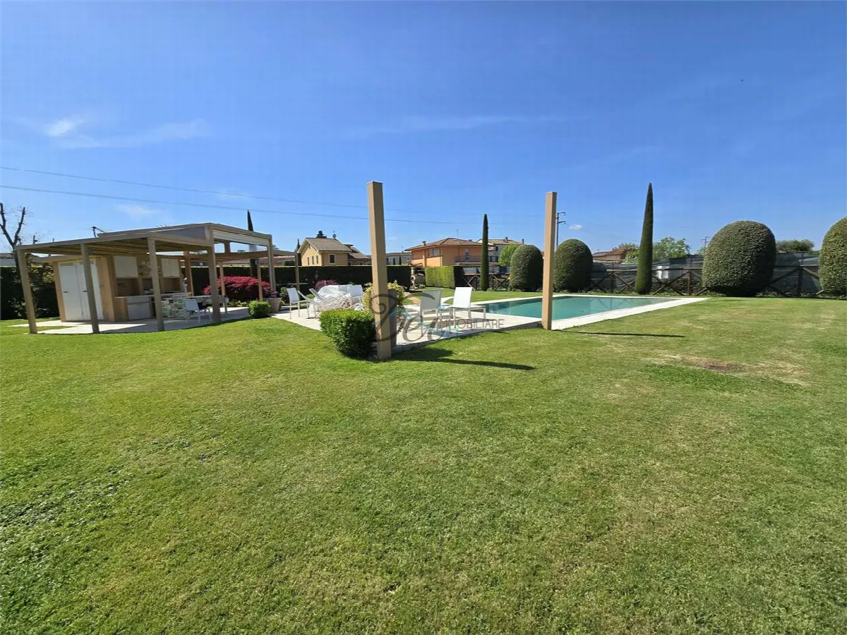 Villa in vendita a Capannori - Lammari - foto 8
