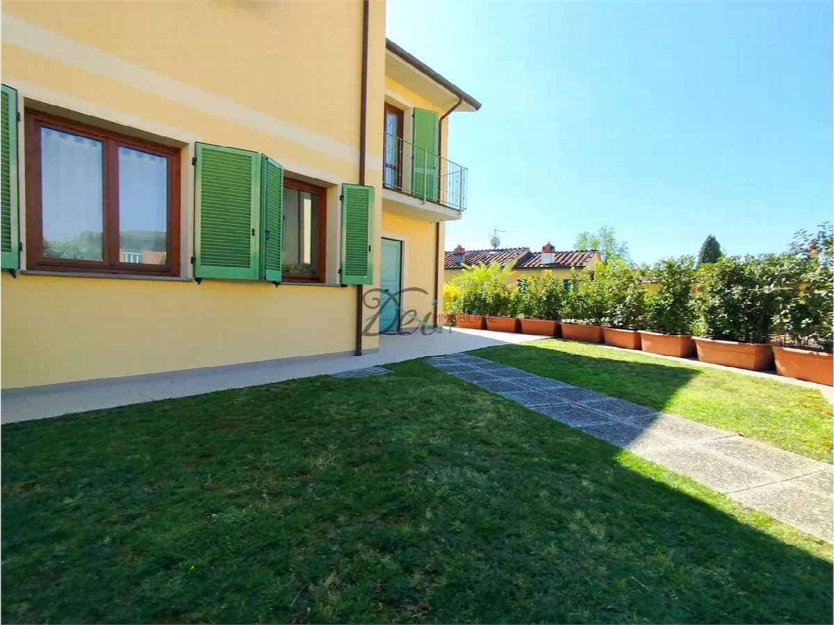 Villa in vendita a Capannori - Segromigno in monte - foto 2