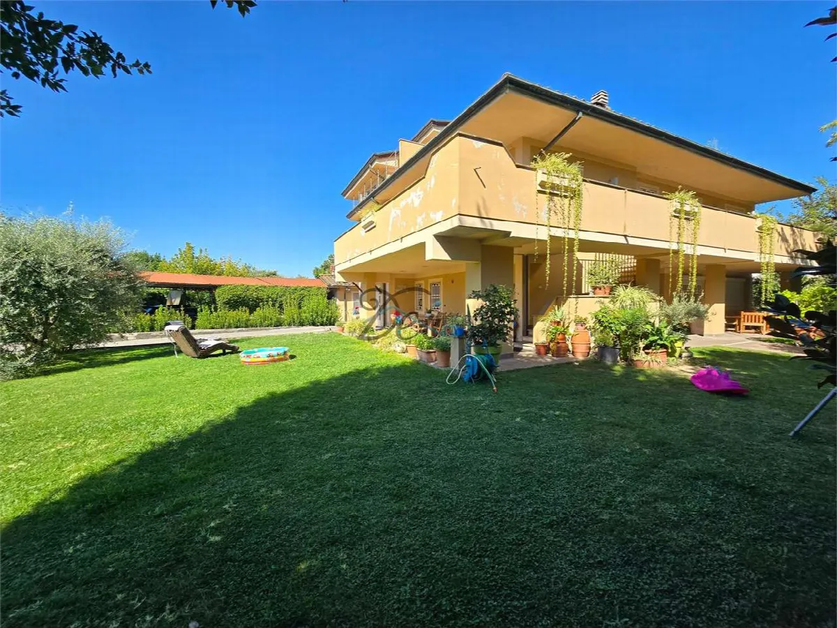 Villa in vendita a Capannori - Camigliano - foto 3