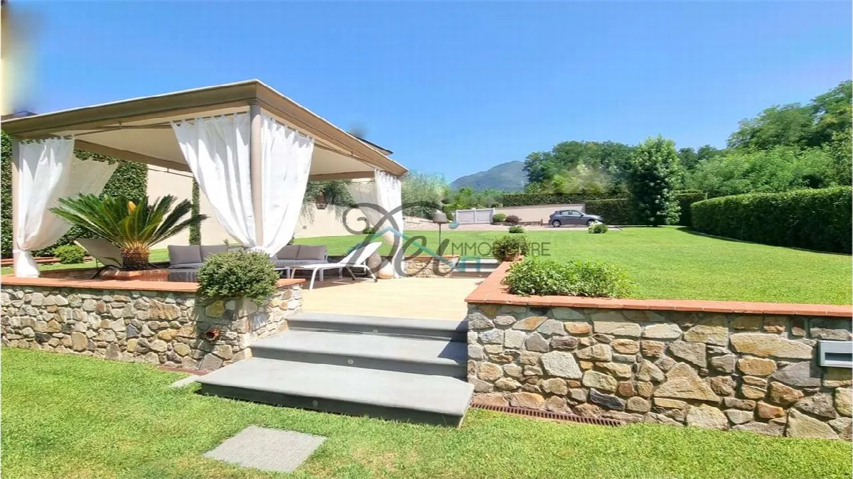 Villa in vendita a Capannori - Segromigno in monte - foto 10