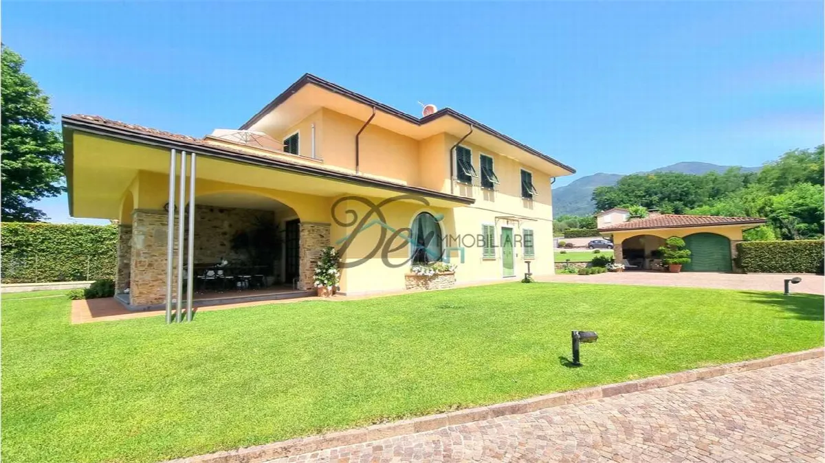 Villa in vendita a Capannori - Segromigno in monte - foto 4