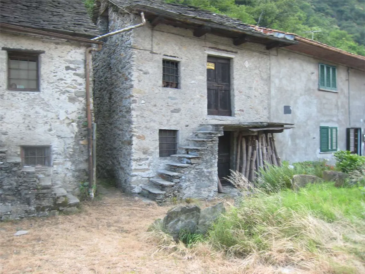 Rustico in vendita a Piedimulera - foto 1