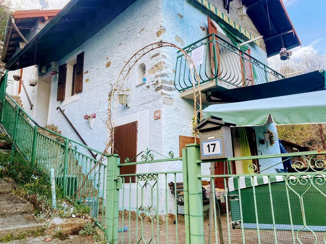 Casa indipendente in vendita a Aurano - foto 1