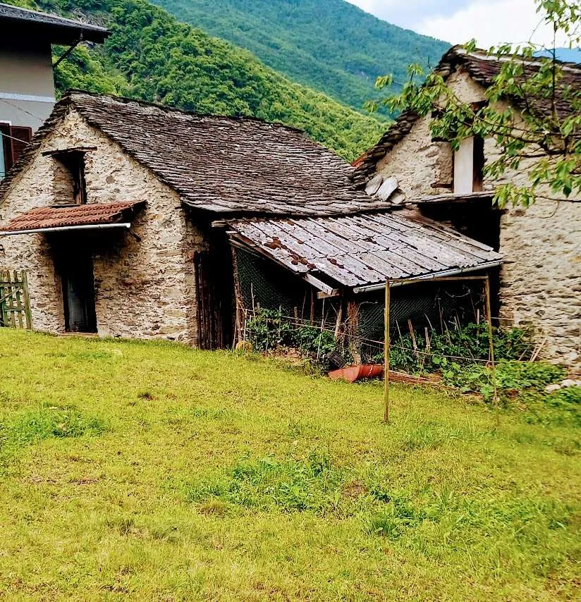 Rustico in vendita a Pieve Vergonte - foto 1