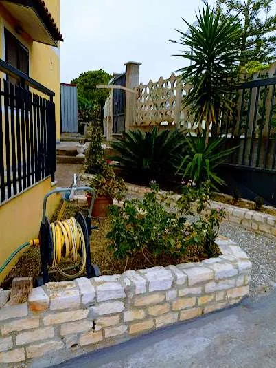 Casa indipendente in vendita a Brancaleone - foto 9