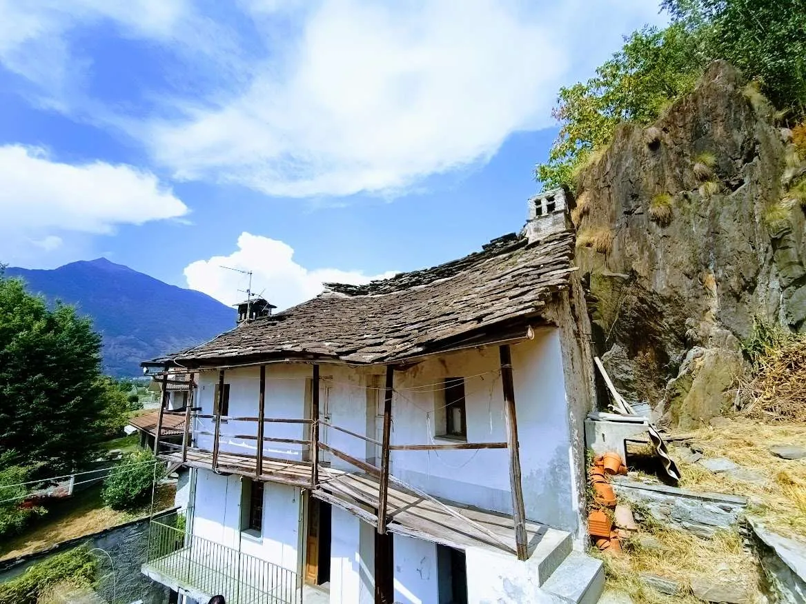 Casa indipendente in vendita a Beura-Cardezza - Cuzzego - foto 1