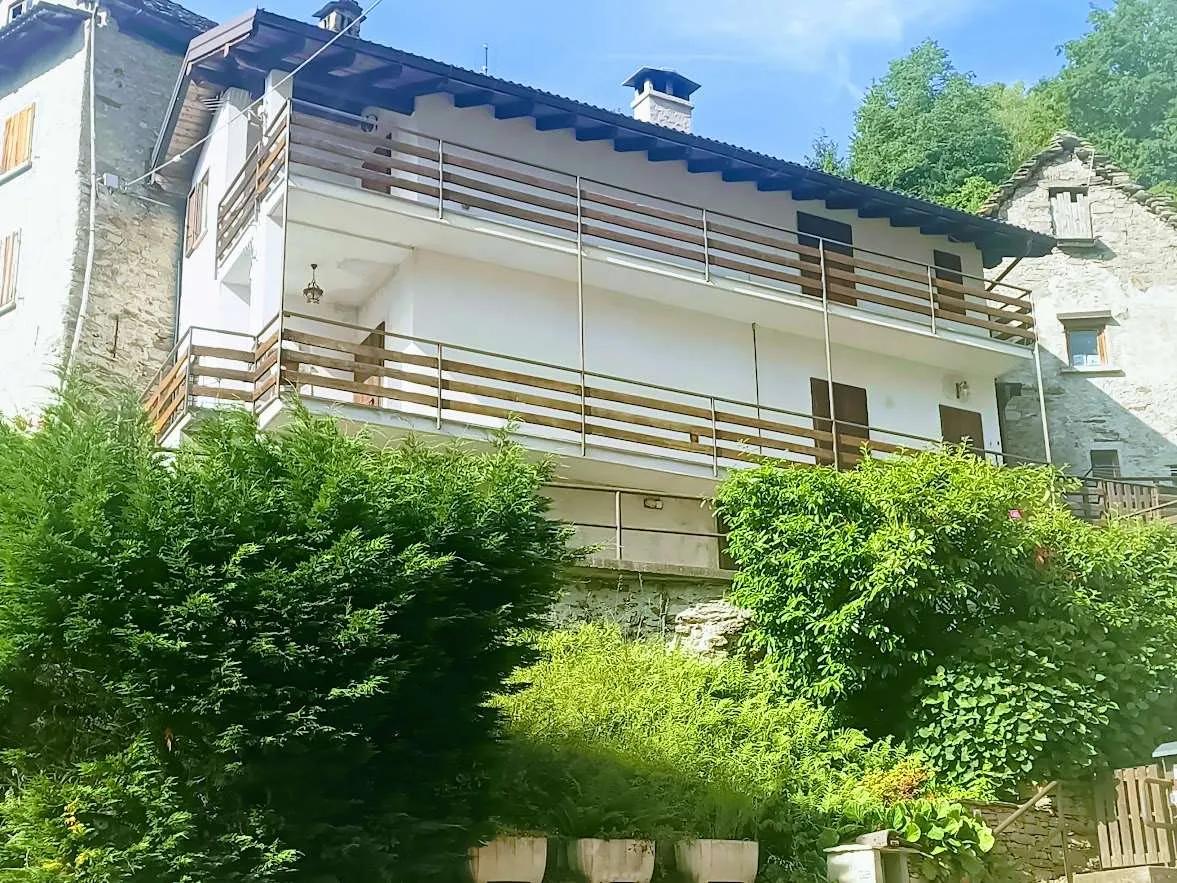 Casa indipendente in vendita a Calasca-Castiglione - foto 5