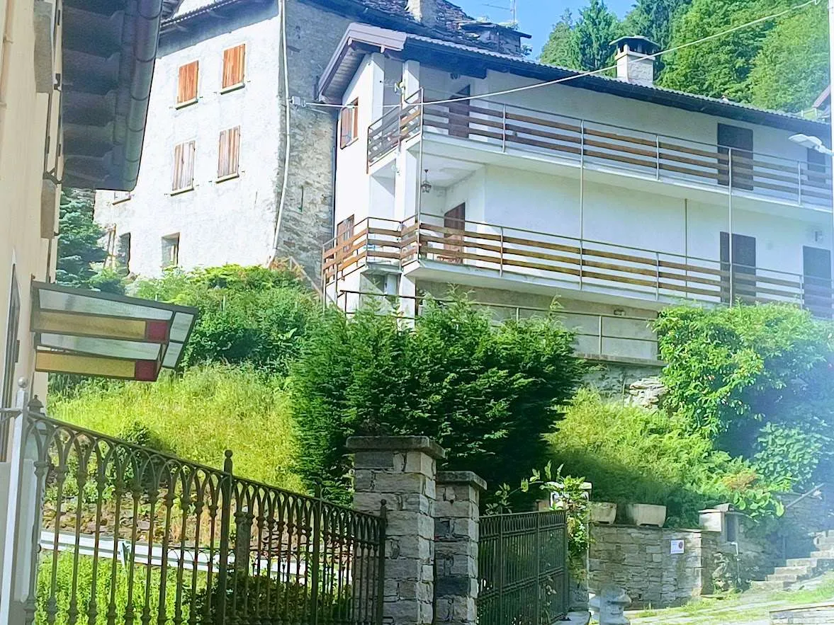 Casa indipendente in vendita a Calasca-Castiglione - foto 7