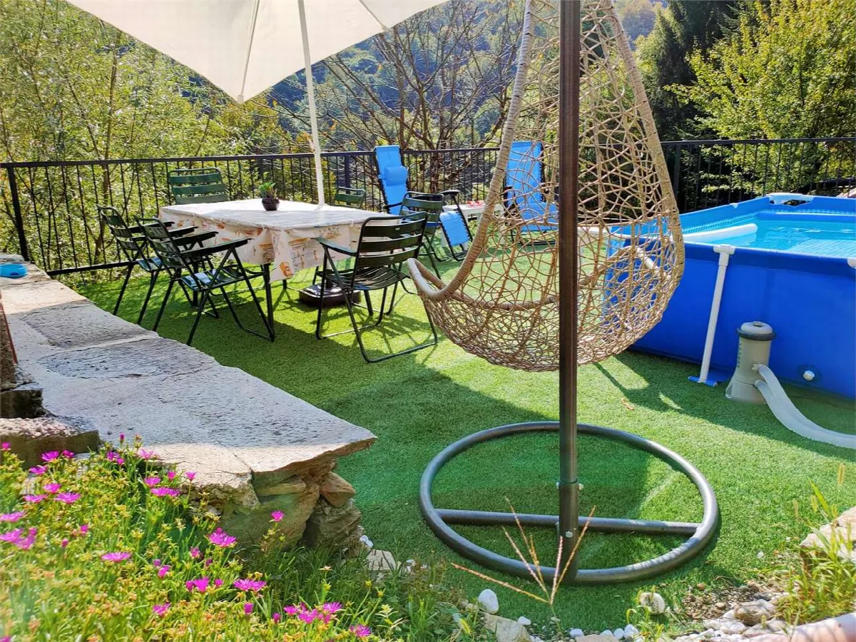 Casa indipendente in vendita a Calasca-Castiglione - foto 1