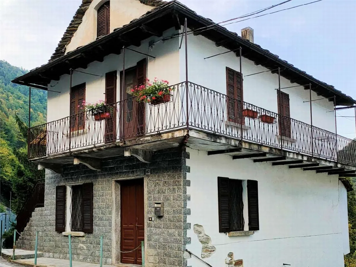 Casa indipendente in vendita a Calasca-Castiglione - foto 5