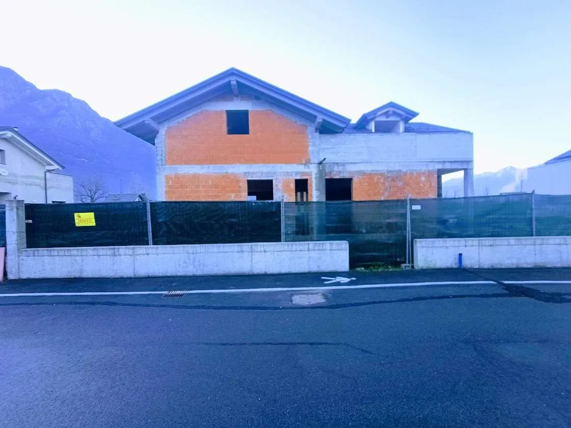 Villa in vendita a Domodossola - foto 1