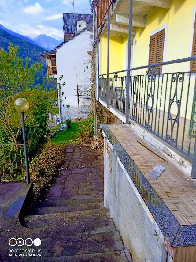 Casa indipendente in vendita a Villadossola - foto 2