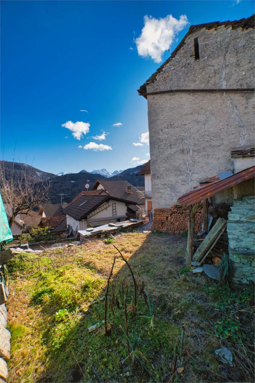 Casa indipendente in vendita a Villette - foto 2