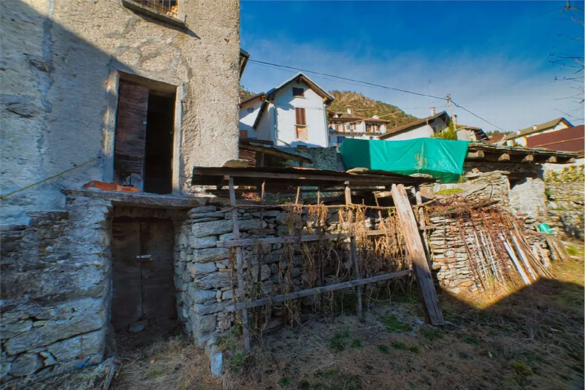 Casa indipendente in vendita a Villette - foto 5