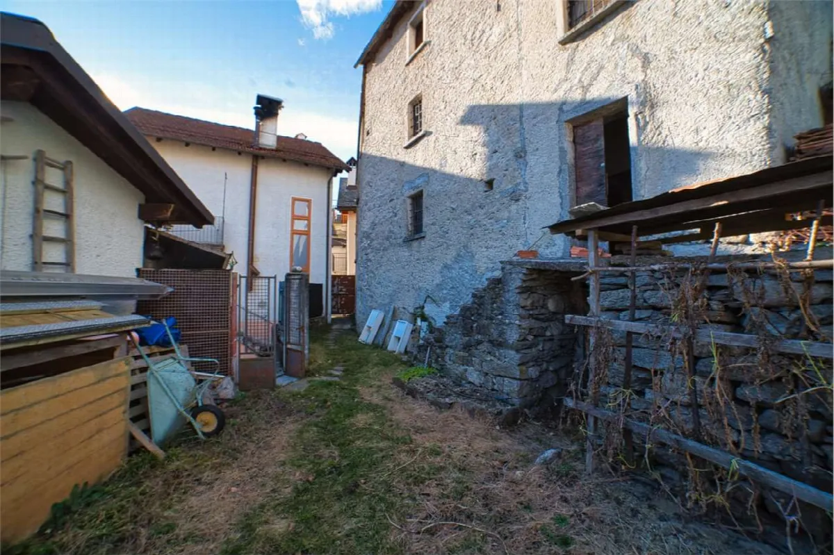 Casa indipendente in vendita a Villette - foto 8